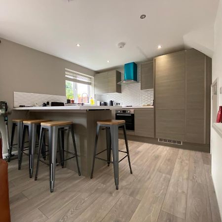Hygge Homes - Modern 1 Bed House Линкольн Экстерьер фото